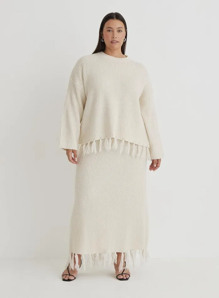 4th and Reckless Knitwear Women Cream Plus Size Knit Tassle Trim Maxi Skirt Fallon