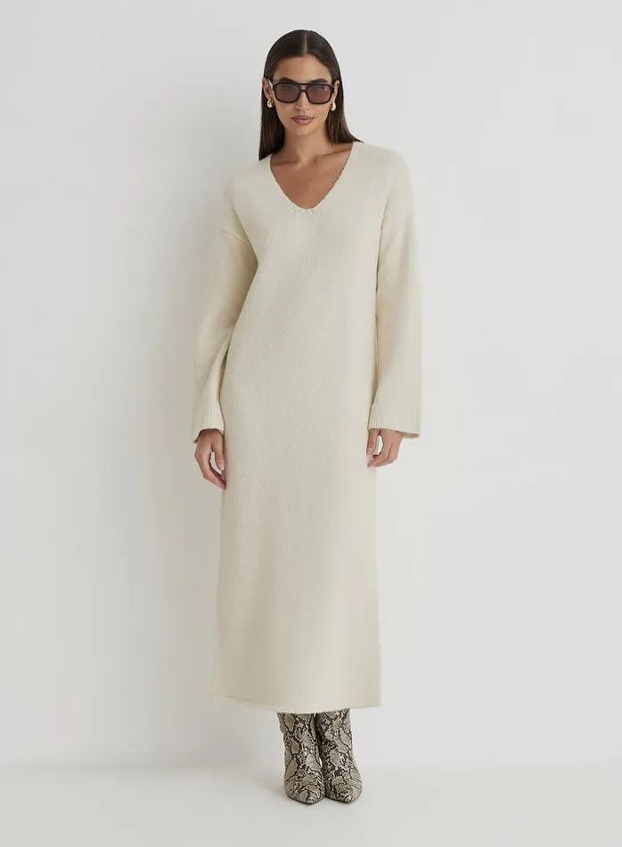 4th and Reckless Knitwear Women Cream V Neck Knitted Maxi Dress Dahlia