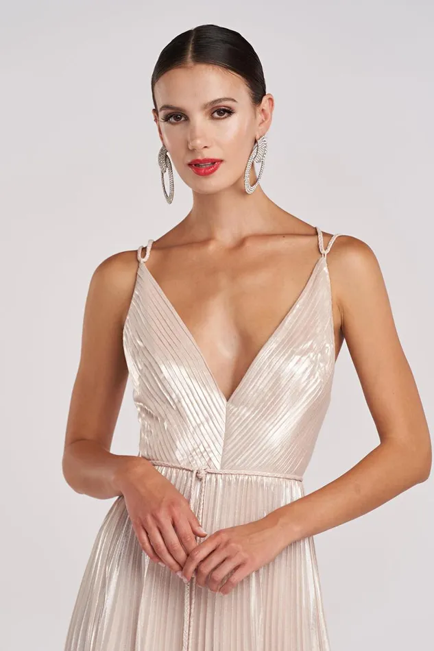 Ace Gown In Foil Chiffon Nude Silver Women Halston Gowns