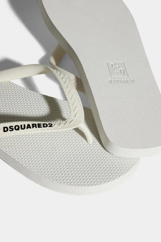 Dsquared2 Dsquared2 Logo Flip Flops WHITE Men Slides Dsquared2 Dsquared2 Logo Flip Flops WHITE Men Slides