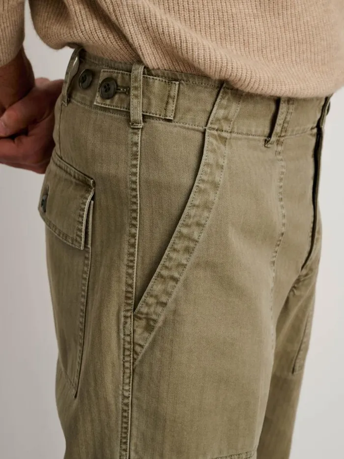 Field Pant In Herringbone Vintage Olive Men Alex Mill Pants