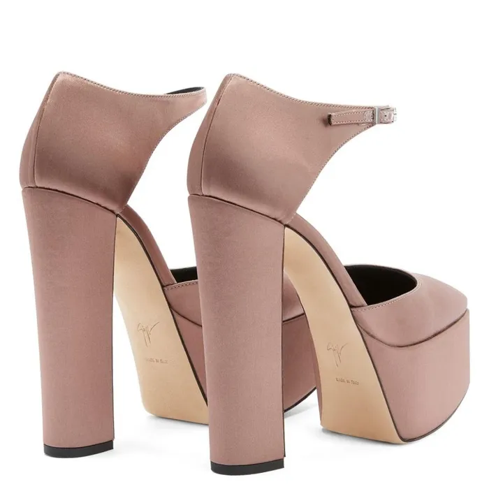 Giuseppe Zanotti Sandals Bebe Brown 8211 Women Giuseppe Zanotti Sandals Bebe Brown 8211 Women
