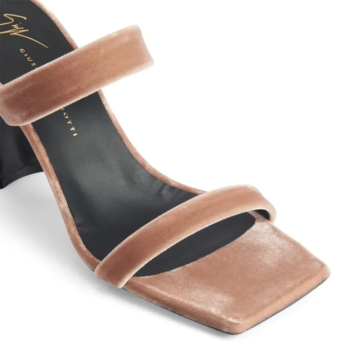 Giuseppe Zanotti Sandals Flaminia Brown 8211 Women Giuseppe Zanotti Sandals Flaminia Brown 8211 Women