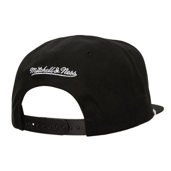 Hats and Headwear Men Mitchell and Ness Radiant Lines Deadstock Snapback Chicago White Sox Hats and Headwear Men Mitchell and Ness Radiant Lines Deadstock Snapback Chicago White Sox