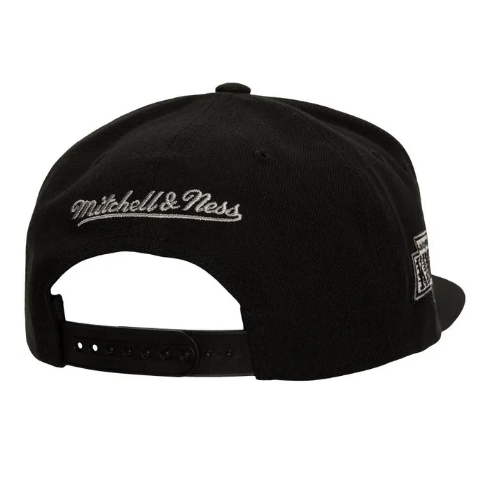 Hats and Headwear Men Mitchell and Ness Retro Sport Snapback Vntg Los Angeles Kings Hats and Headwear Men Mitchell and Ness Retro Sport Snapback Vntg Los Angeles Kings