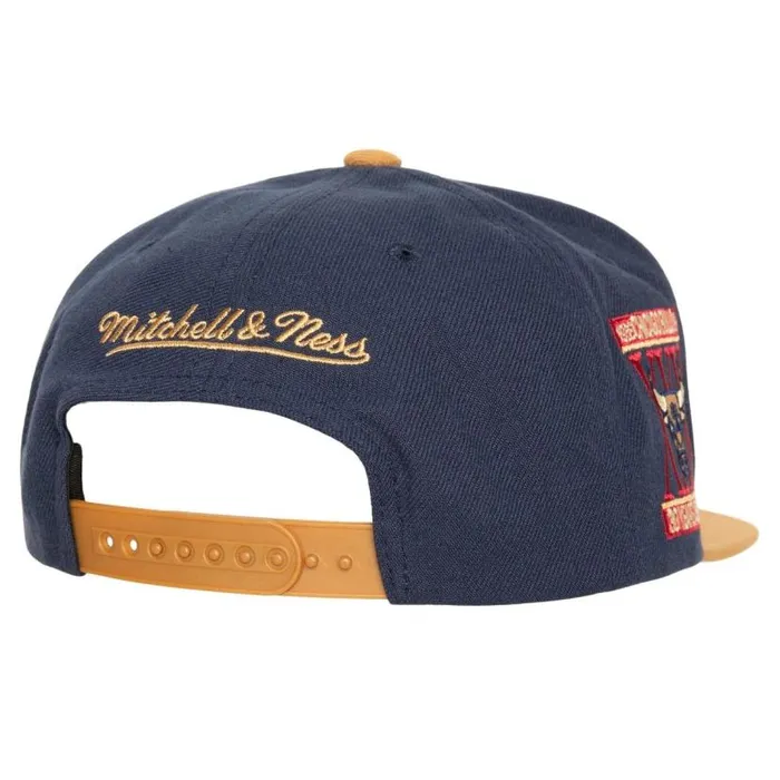 Hats and Headwear Men Mitchell and Ness Work It Snapback Chicago Bulls Hats and Headwear Men Mitchell and Ness Work It Snapback Chicago Bulls