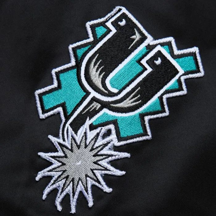 Jackets and Outerwear Men Mitchell and Ness Lightweight Satin Bomber Vintage Logo San Antonio Spurs Jackets and Outerwear Men Mitchell and Ness Lightweight Satin Bomber Vintage Logo San Antonio Spurs