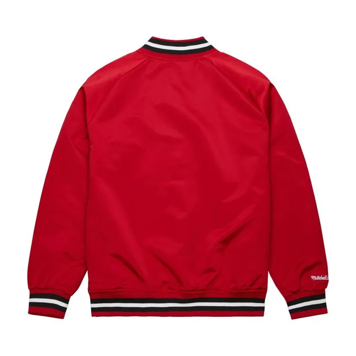 Jackets and Outerwear Men Mitchell and Ness Lightweight Satin Jacket Chicago Bulls Jackets and Outerwear Men Mitchell and Ness Lightweight Satin Jacket Chicago Bulls