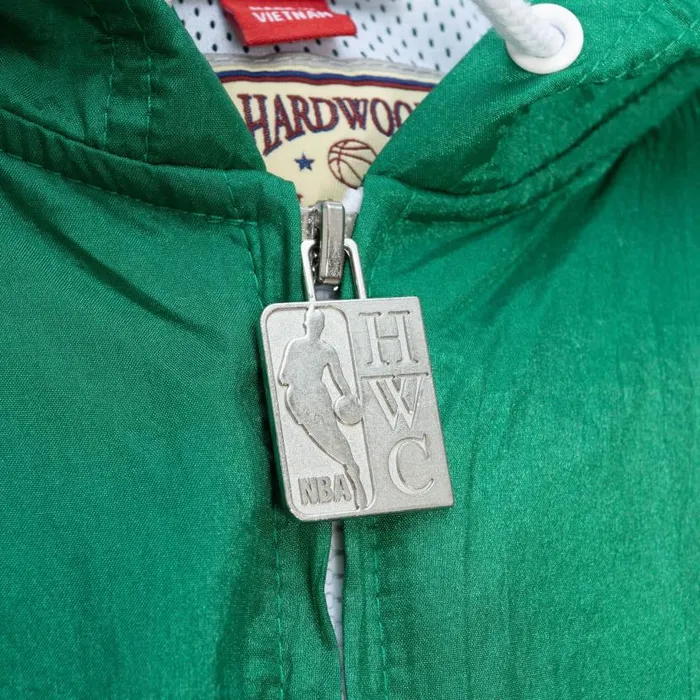 Jackets and Outerwear Men Mitchell and Ness Undeniable Full Zip Windbreaker Boston Celtics Jackets and Outerwear Men Mitchell and Ness Undeniable Full Zip Windbreaker Boston Celtics