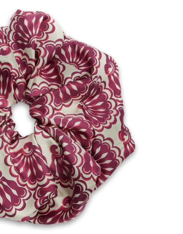 La Double J Giga Scrunchie Fans Purple In Silk Twill Ready To Wear Hair Accessories La Double J Giga Scrunchie Fans Purple In Silk Twill Ready To Wear Hair Accessories