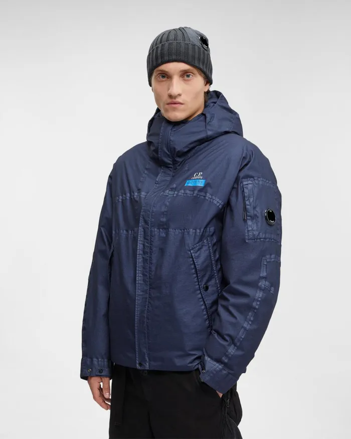 Man CP Company Jacket and Coats Gore Gtype Hooded Jacket Peacoat 8211 Blue