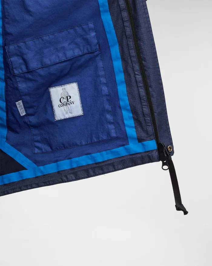 Man CP Company Jacket and Coats Gore Gtype Hooded Jacket Peacoat 8211 Blue