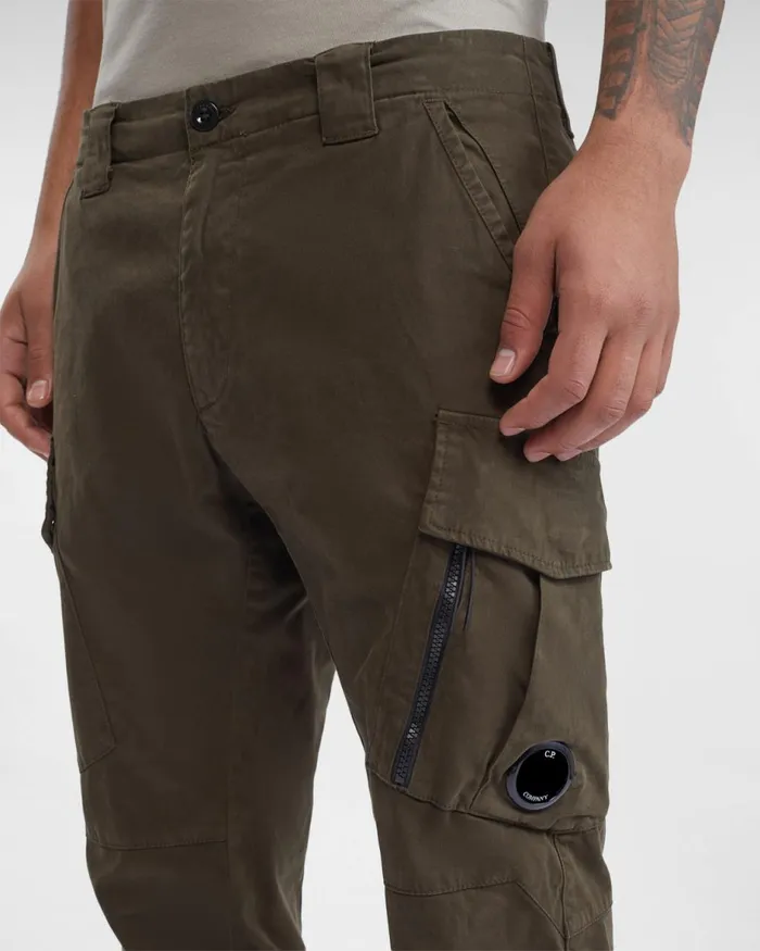Man CP Company Trousers Stretch Sateen Cargo Pants Ergonomic Fit Ivy Green