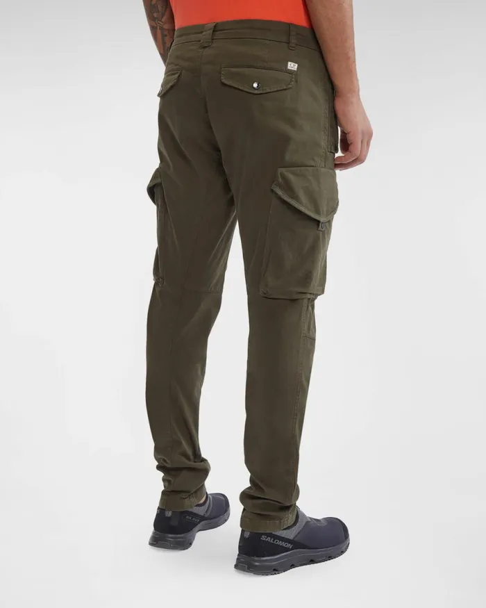 Man CP Company Trousers Stretch Sateen Ergonomic Pants Ivy Green