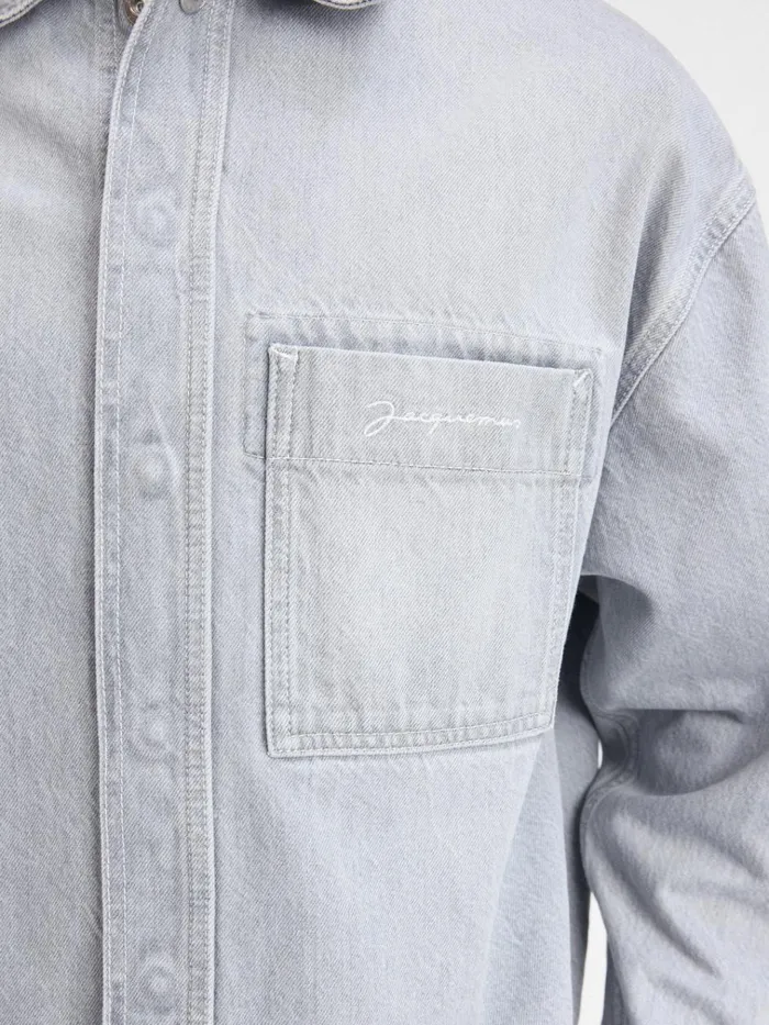 Men The DeNmes Denim Shirt Grey Offwhite JACQUEMUS Shirts Men The DeNmes Denim Shirt Grey Offwhite JACQUEMUS Shirts