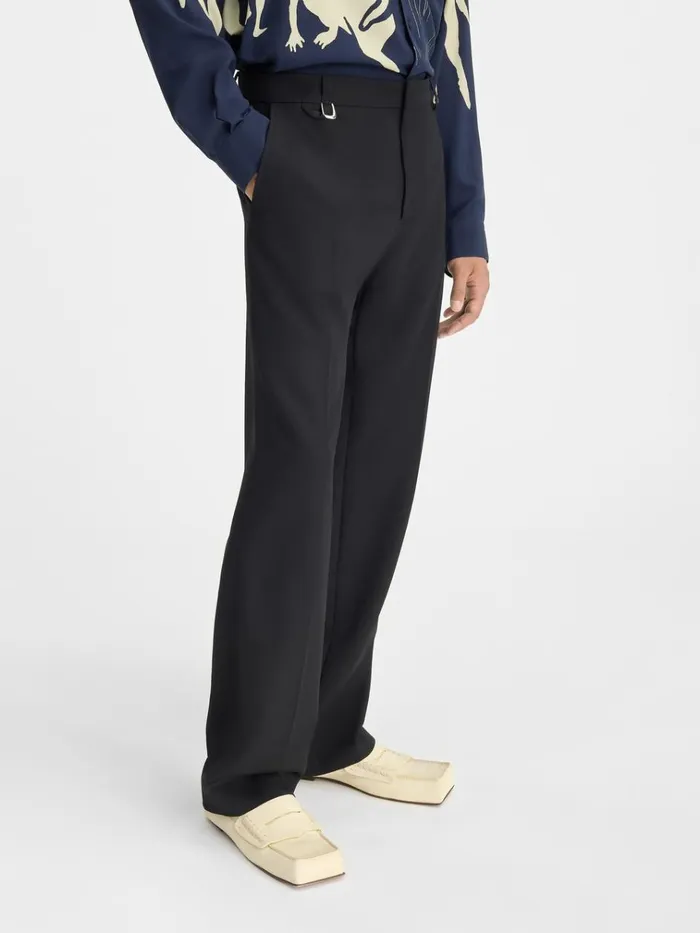Men The Melo Pants Black JACQUEMUS Trousers and Shorts Men The Melo Pants Black JACQUEMUS Trousers and Shorts
