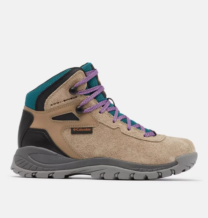 Newton Ridge BC Boot Wet Sand Cedar Womens Columbia Sportswear Boots