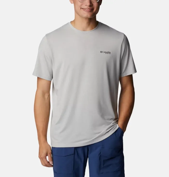 PFG Fish Flag Tech Short Sleeve Shirt Cool Grey Black Gradient Graphic Mens Columbia Sportswear Short Sleeve PFG Fish Flag Tech Short Sleeve Shirt Cool Grey Black Gradient Graphic Mens Columbia Sportswear Short Sleeve