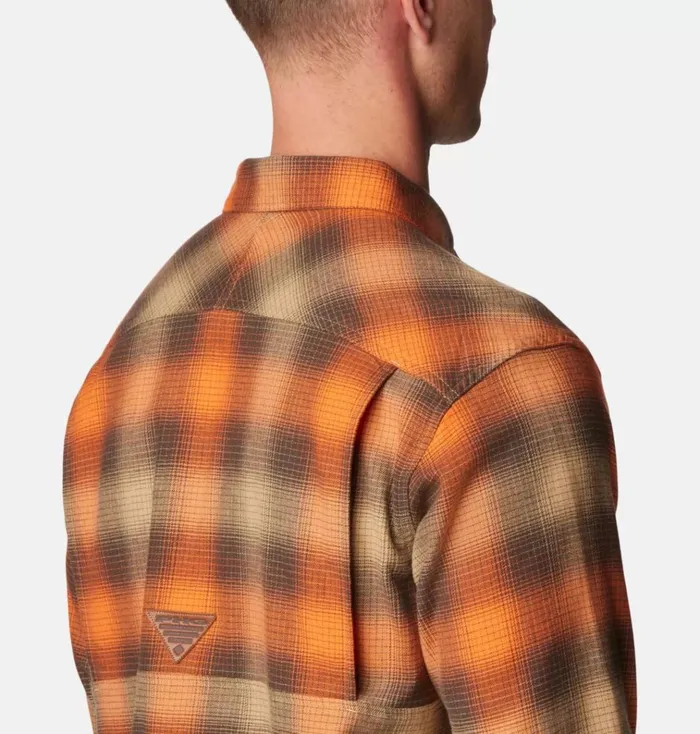 PHG Roughtail Stretch Flannel Long Sleeve Shirt Cordovan Buck Plaid Mens Columbia Sportswear Long Sleeve PHG Roughtail Stretch Flannel Long Sleeve Shirt Cordovan Buck Plaid Mens Columbia Sportswear Long Sleeve
