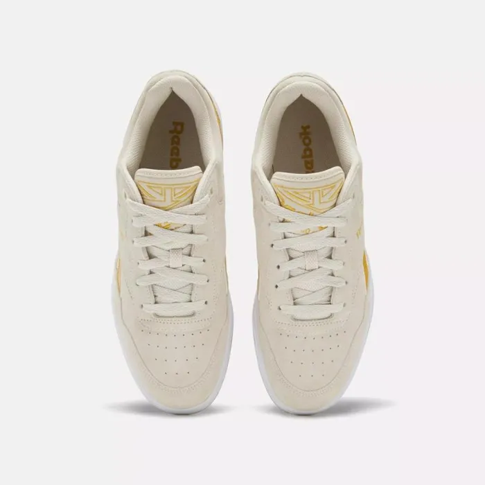 Reebok BB 4000 II Basketball Shoes Stuccowhiteretrogold WomenMen Classics