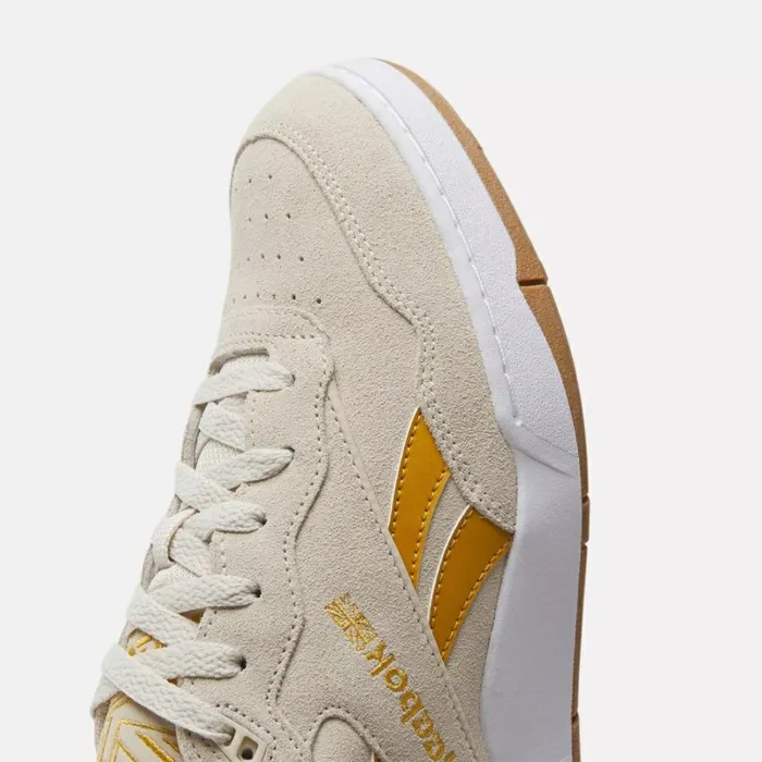 Reebok BB 4000 II Basketball Shoes Stuccowhiteretrogold WomenMen Classics
