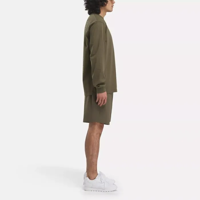Reebok Classics Adventure Long Sleeve TShirt Armygreen WomenMen Tops and TShirts