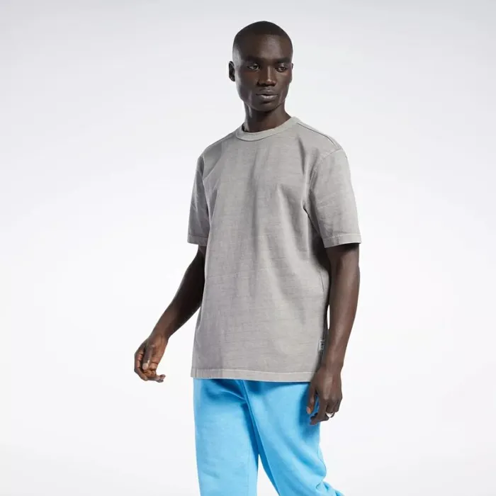 Reebok Classics Natural Dye TShirt Bouldergrey WomenMen Tops and TShirts
