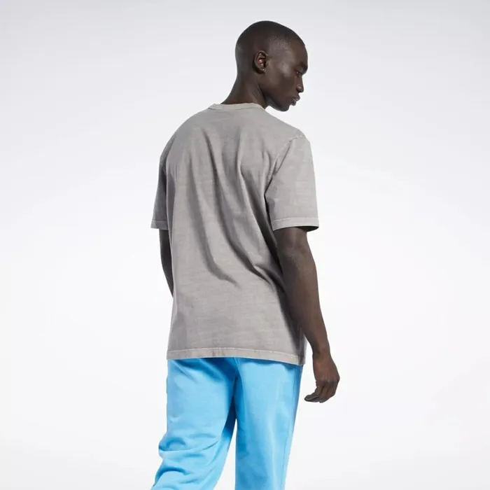 Reebok Classics Natural Dye TShirt Bouldergrey WomenMen Tops and TShirts