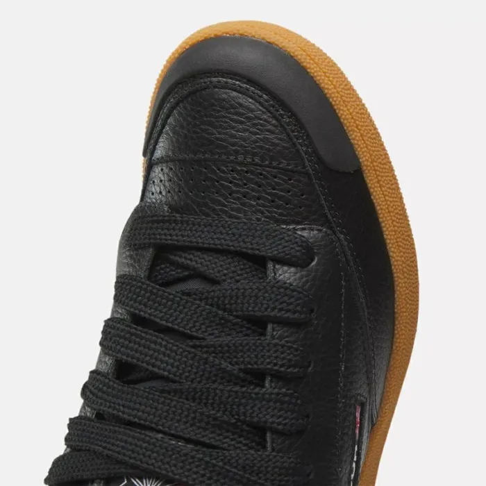 Reebok Club C Bulc Shoes Blackwhitereebokrubbergum03 WomenMen Classics