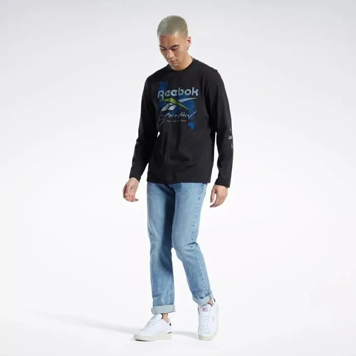 Reebok Graphic Series PreSeason Long Sleeve TShirt Black WomenMen Tops and TShirts
