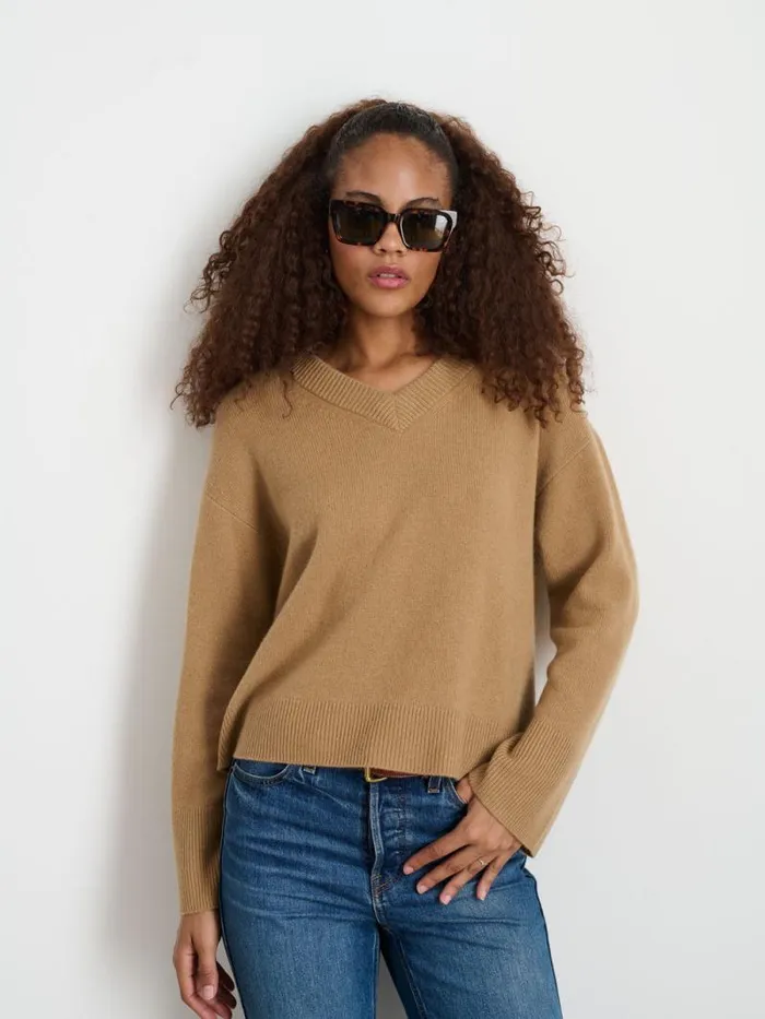Rowan VNeck In Cashmere Light Camel Women Alex Mill Sweaters