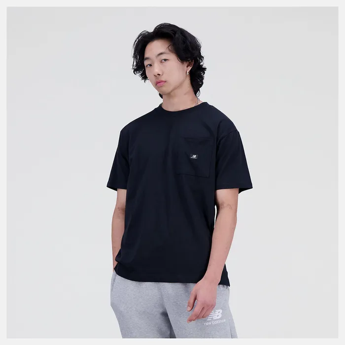 Shirts Men Newbalance Essentials Reimagined Cotton Jersey Short Sleeve Tshirt Black