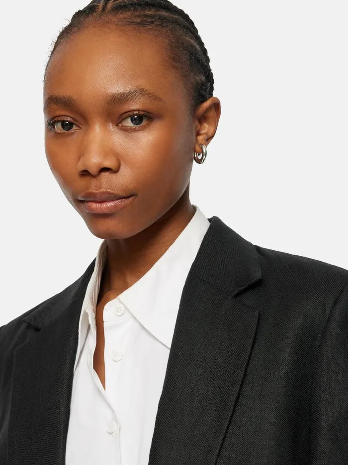Shop Irish Linen Twill Gibson Jacket Black Jigsaw Tailoring