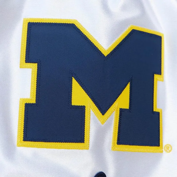 Shorts Men Mitchell and Ness Authentic University Of Michigan 1991 Shorts Shorts Men Mitchell and Ness Authentic University Of Michigan 1991 Shorts