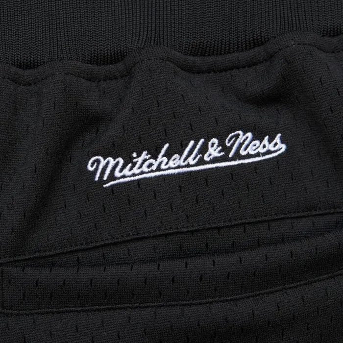 Shorts Men Mitchell and Ness Destination Leisure Gameday Shorts Philadelphia 76ers Shorts Men Mitchell and Ness Destination Leisure Gameday Shorts Philadelphia 76ers