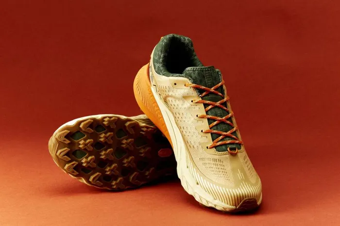 Sneakers Men Merrell Agility Peak 5 X Huckberry Tan