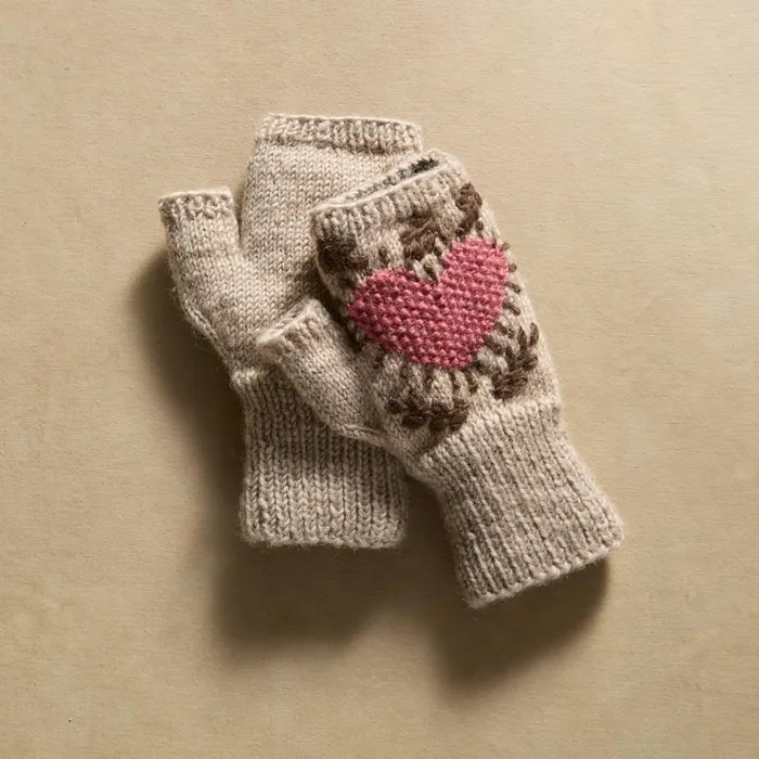Sundance Catalog Scarves and Gloves Vintage Heart Handwarmers Oat 8211 Women