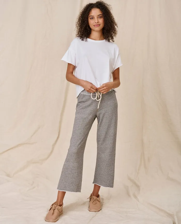 The Crop Tee Solid TRUE WHITE Tees The Great Women The Crop Tee Solid TRUE WHITE Tees The Great Women
