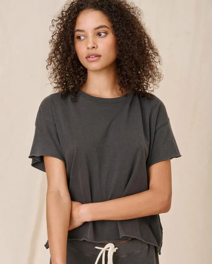 The Crop Tee Solid WASHED BLACK Women Tees The Great