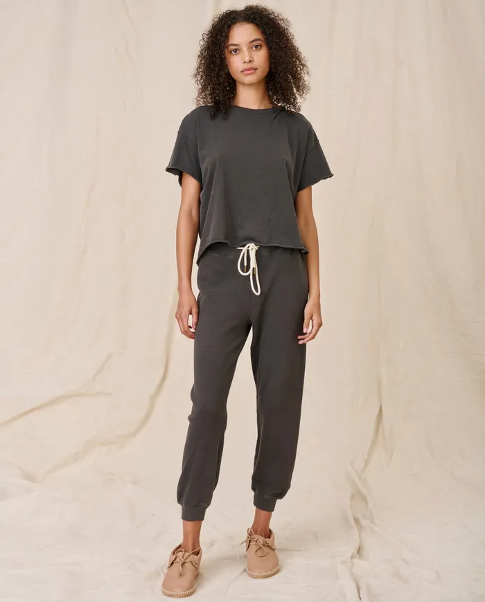 The Crop Tee Solid WASHED BLACK Women Tees The Great The Crop Tee Solid WASHED BLACK Women Tees The Great