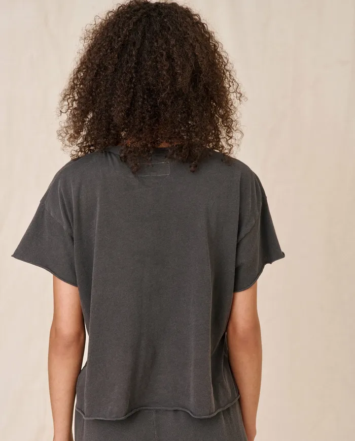 The Crop Tee Solid WASHED BLACK Women Tees The Great The Crop Tee Solid WASHED BLACK Women Tees The Great