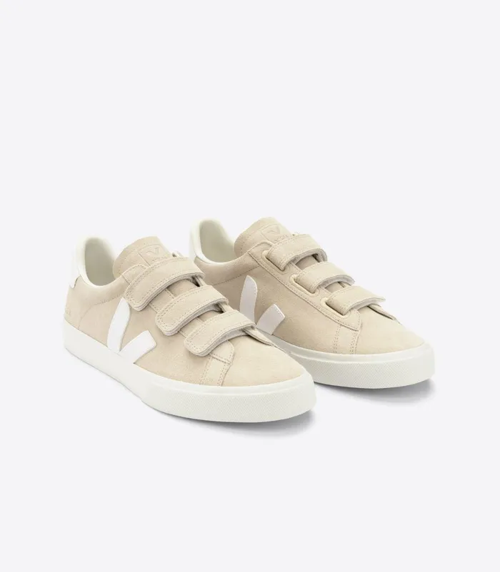 VEJA Women039s Recife 8211 Almond Almond Women Faherty Shoes and Socks