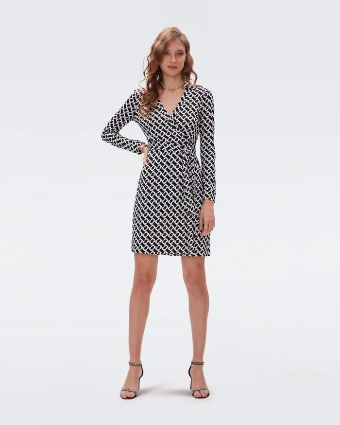 Women DVF Dresses Jeanne Silk Jersey Wrap Dress Chain Link Medium Black