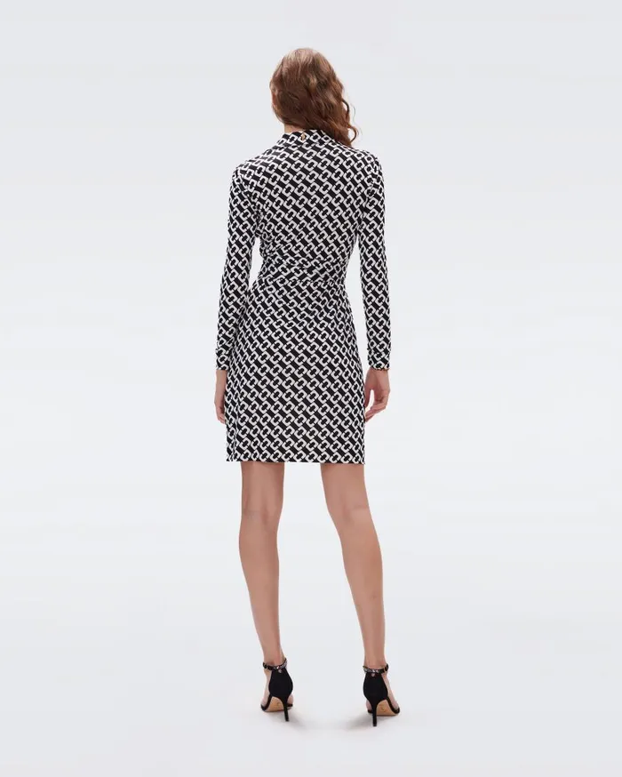 Women DVF Dresses Jeanne Silk Jersey Wrap Dress Chain Link Medium Black