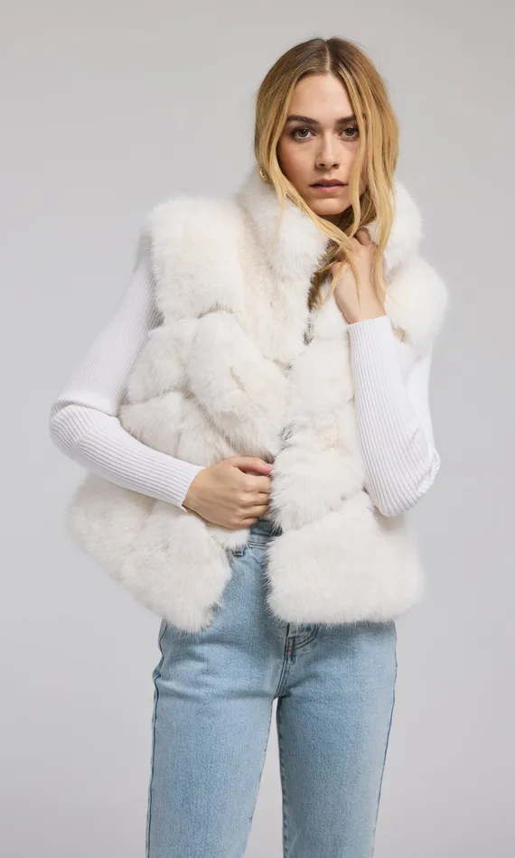 Women Generation Love Clothing Rosario Faux Fur Vest White Outerwear
