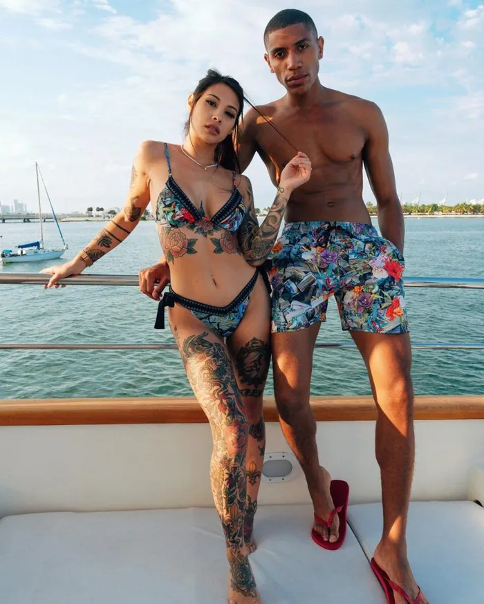 WomenMen FLORAL MONEY SHOTO SWIM TRUNKS SPRAYGROUND Swimwear WomenMen FLORAL MONEY SHOTO SWIM TRUNKS SPRAYGROUND Swimwear