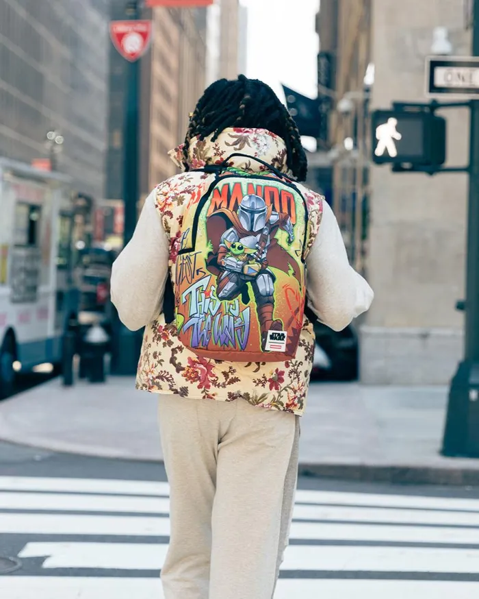 WomenMen STAR WARS MANDO ON THE RUN BACKPACK DLXR SPRAYGROUND Backpacks WomenMen STAR WARS MANDO ON THE RUN BACKPACK DLXR SPRAYGROUND Backpacks
