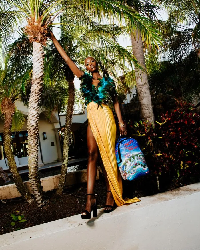 WomenMen THE 305 SHARK ISLAND BANK HEIST BACKPACK SPRAYGROUND Backpacks WomenMen THE 305 SHARK ISLAND BANK HEIST BACKPACK SPRAYGROUND Backpacks