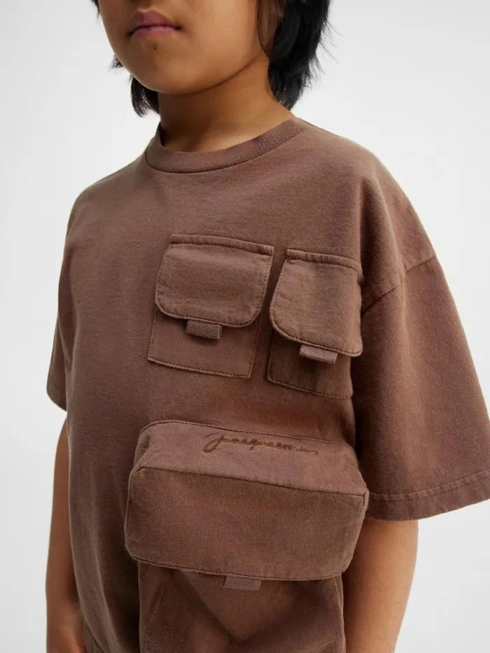 WomenMen The Bolso Kids039 Tshirt Dark Brown JACQUEMUS Tops WomenMen The Bolso Kids039 Tshirt Dark Brown JACQUEMUS Tops
