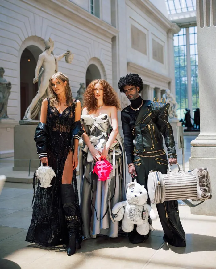 WomenMen THE MET CANOVA MEDUSA HANDBAG MARBLE SPRAYGROUND Handbags WomenMen THE MET CANOVA MEDUSA HANDBAG MARBLE SPRAYGROUND Handbags
